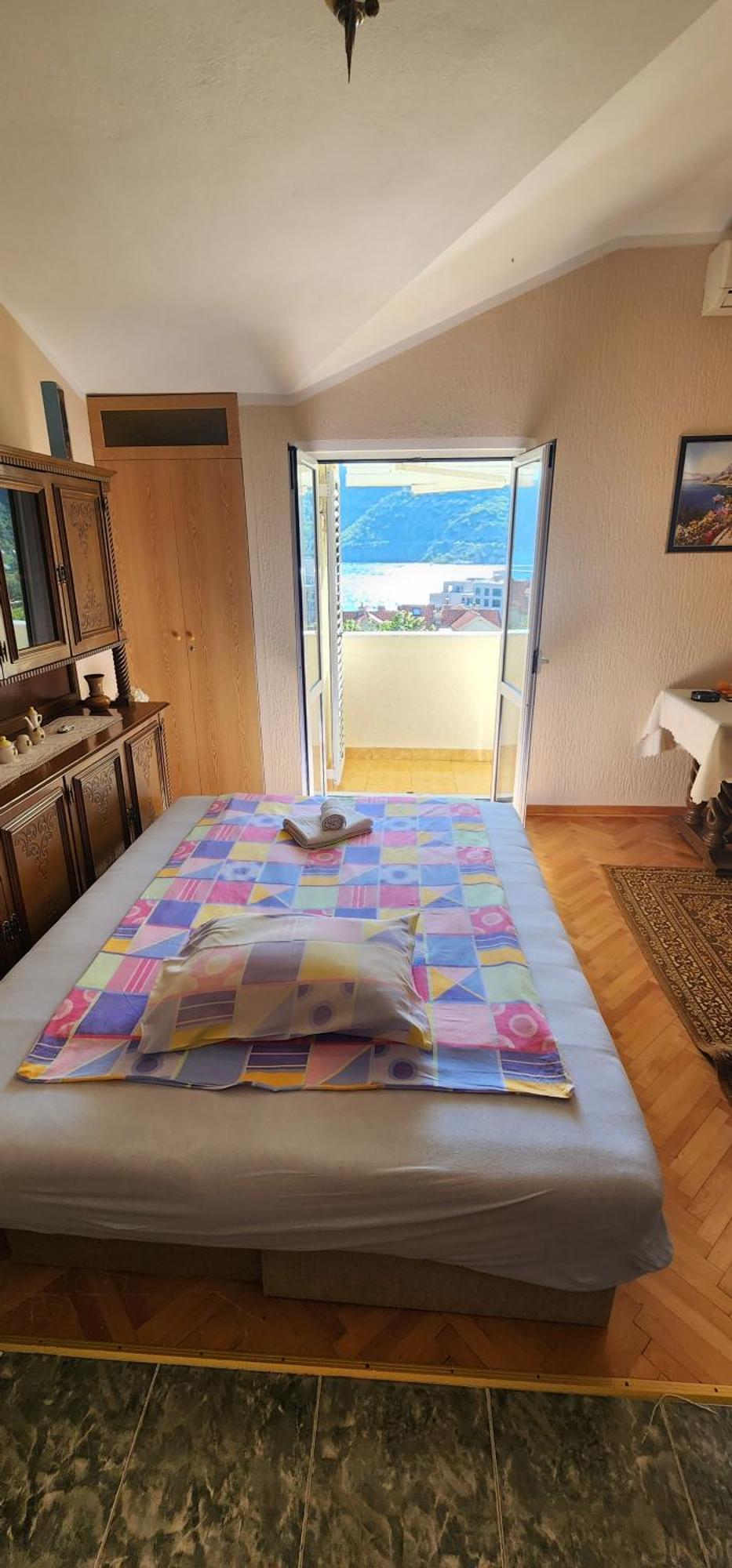 Lorena Rooms Risan Exteriér fotografie